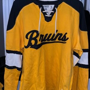Large Boston Bruins Sweater